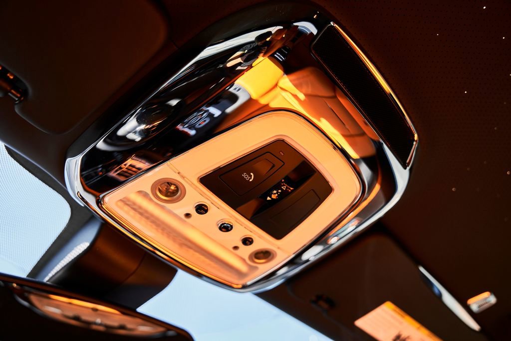 Used 2020 Rolls-Royce Wraith RWD image 71