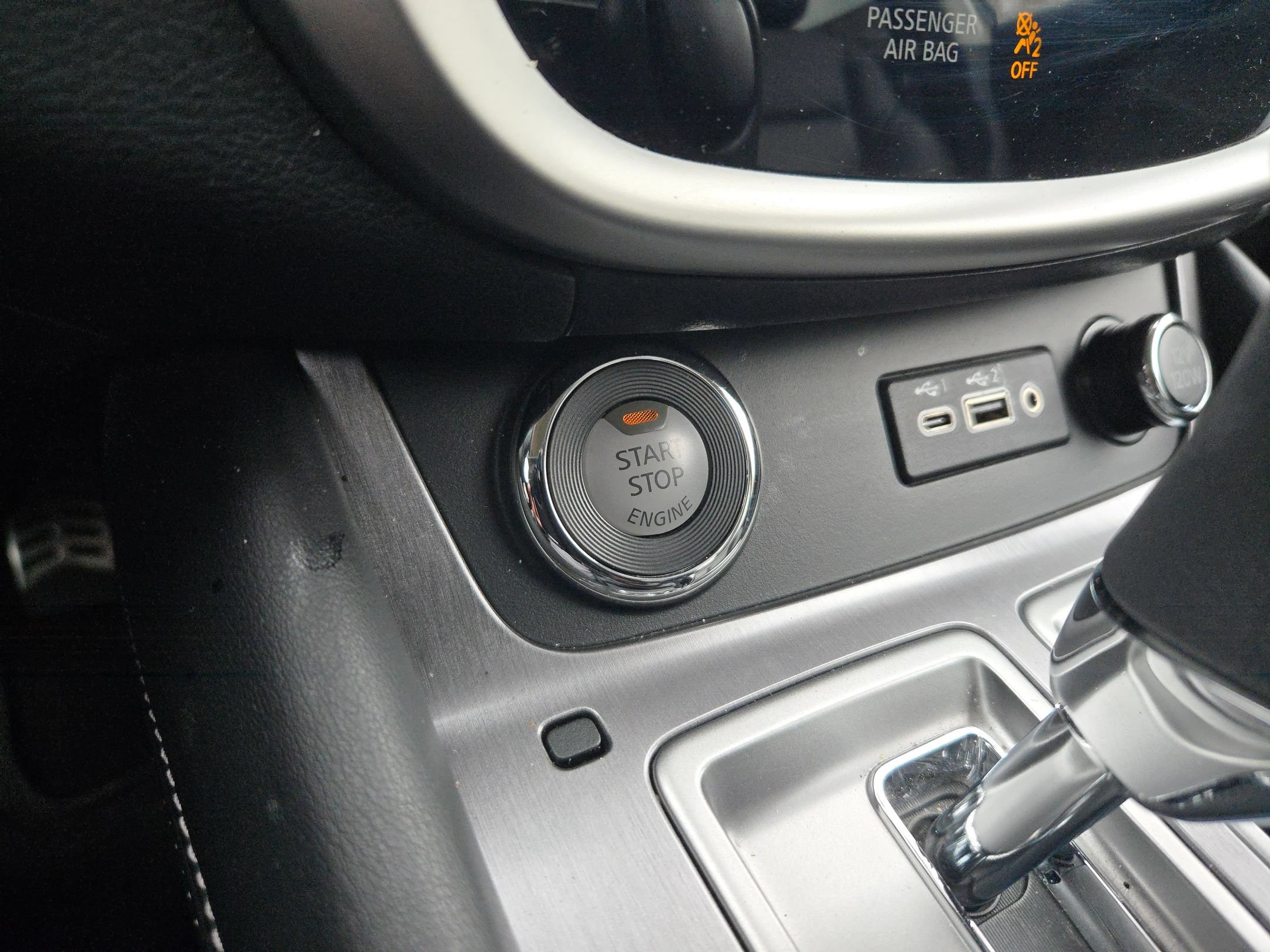 Certified 2024 Nissan Murano SV w/ SV Midnight Edition Package FWD image 9