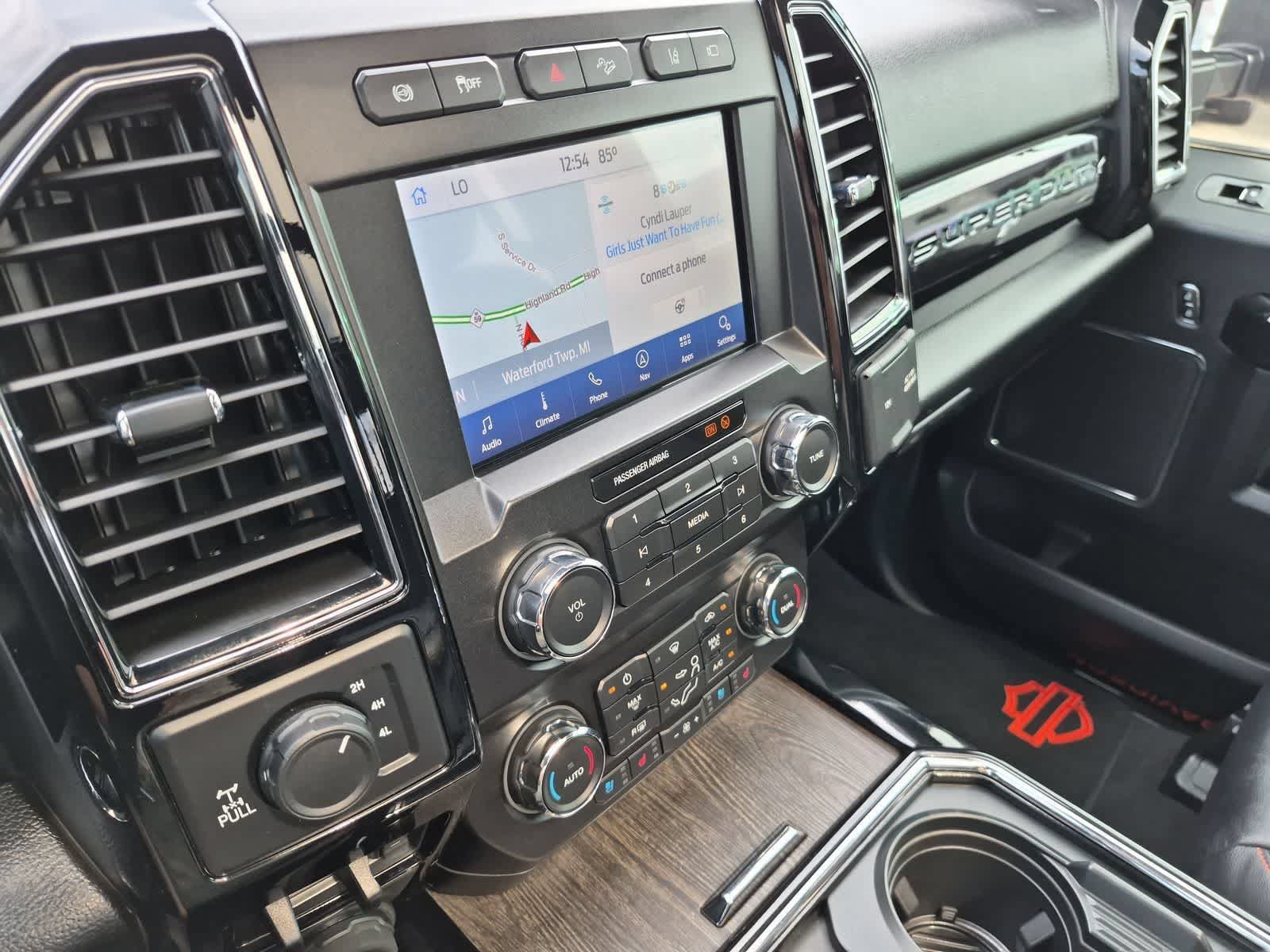 Used 2021 Ford F250 Lariat w/ Lariat Ultimate Package AWD/4WD image 29