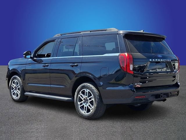 Used 2025 Ford Expedition Active image 6