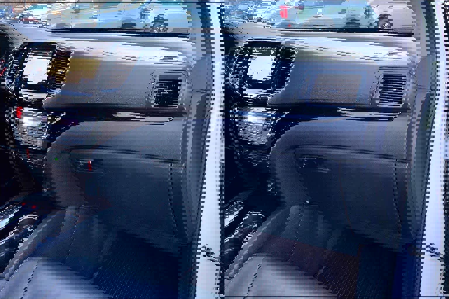 Used 2020 Honda Pilot Touring image 19