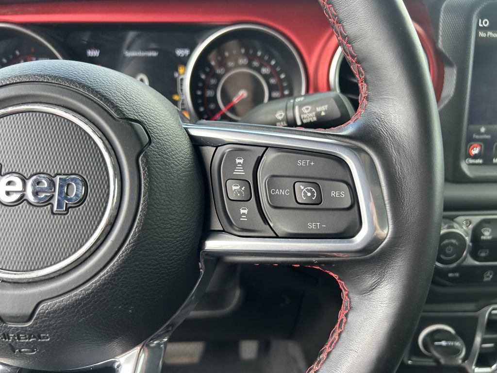 Used 2021 Jeep Gladiator Rubicon w/ Dual Top Group AWD/4WD image 29