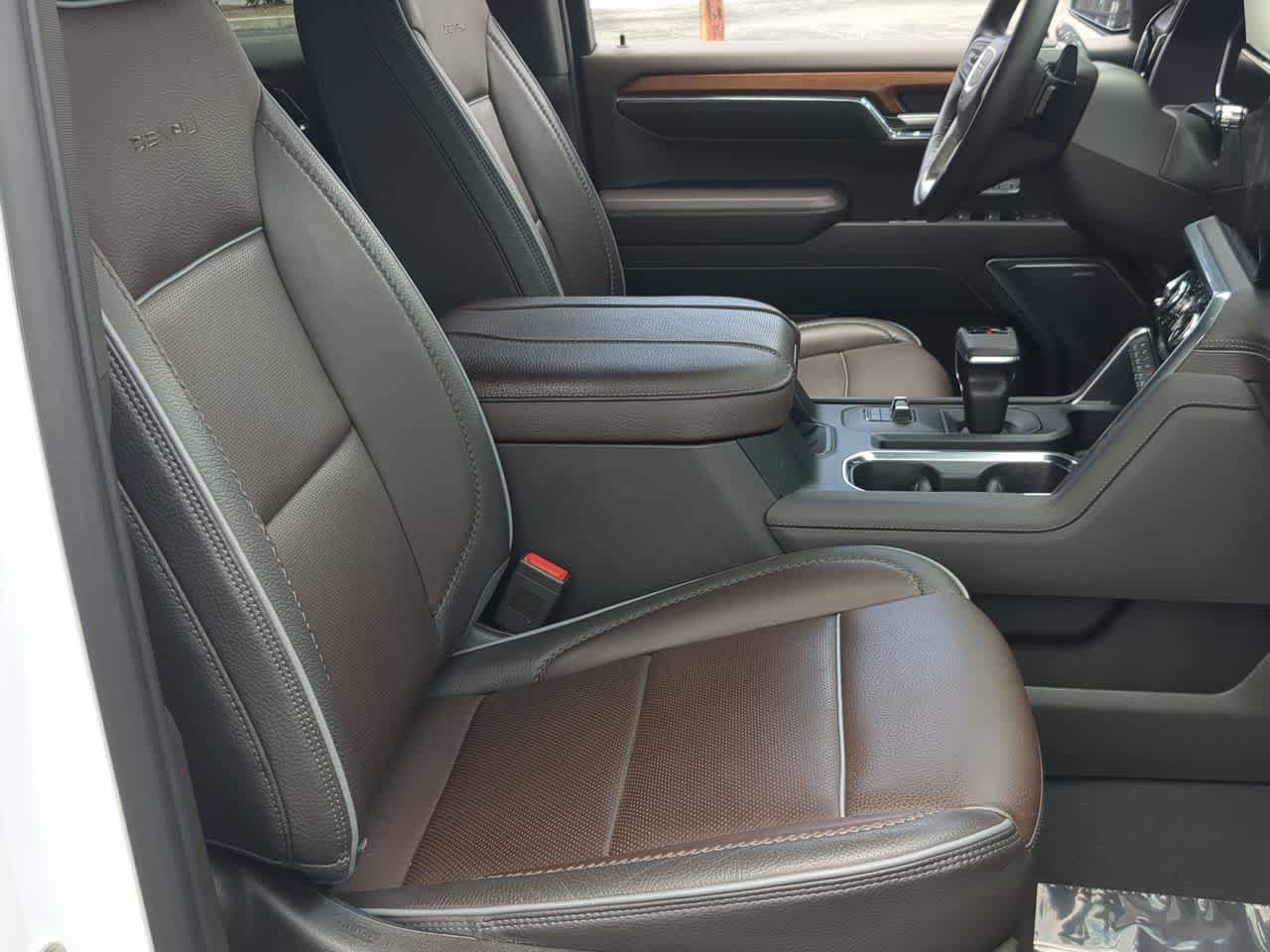 Used 2023 GMC Sierra 1500 Denali w/ Denali Reserve Package AWD/4WD image 24