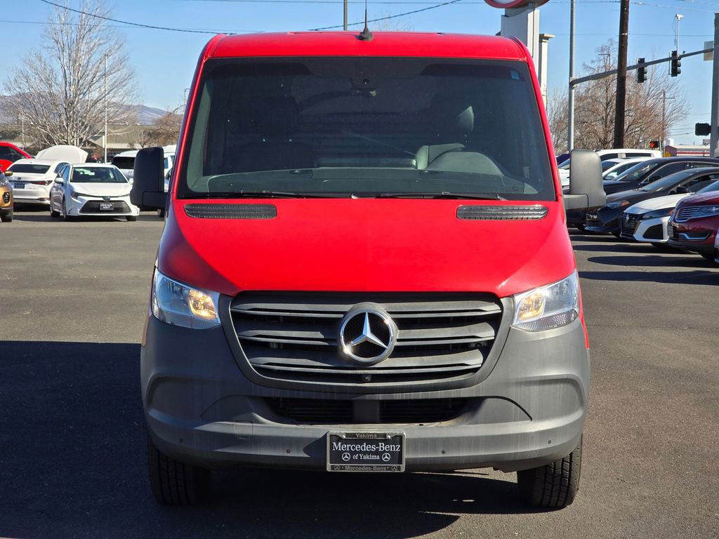 Used 2022 Mercedes-Benz Sprinter 2500 image 8