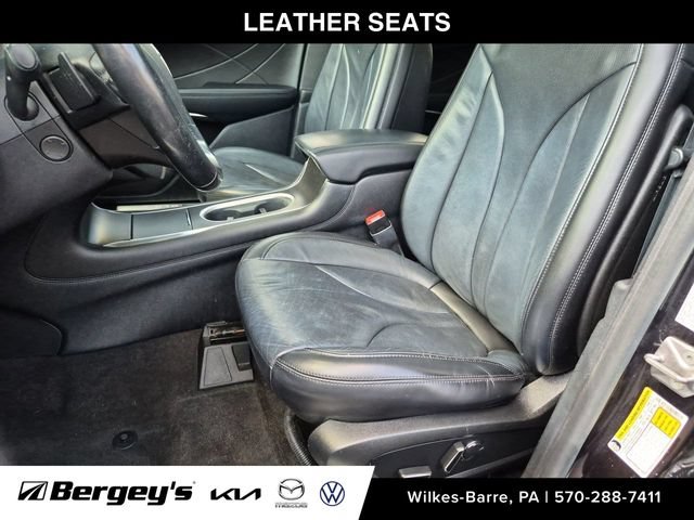 Used 2019 Lincoln MKC Reserve w/ MKC Climate Package AWD/4WD image 13