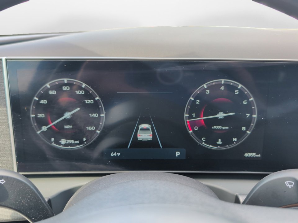 Certified 2025 Hyundai Santa Cruz SEL FWD image 11