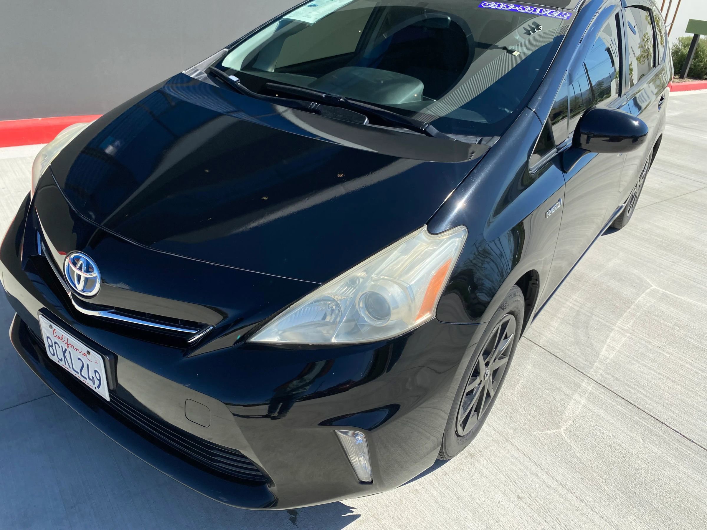 Used 2014 Toyota Prius V Three image 17