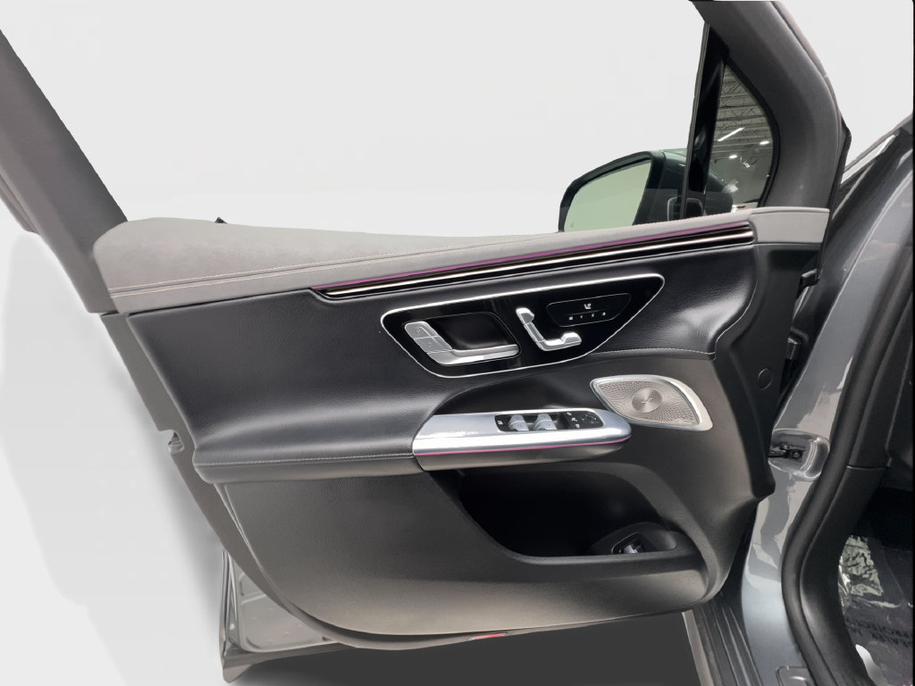 Used 2023 Mercedes-Benz EQE 350+ SUV w/ AMG Line Exterior Package image 21