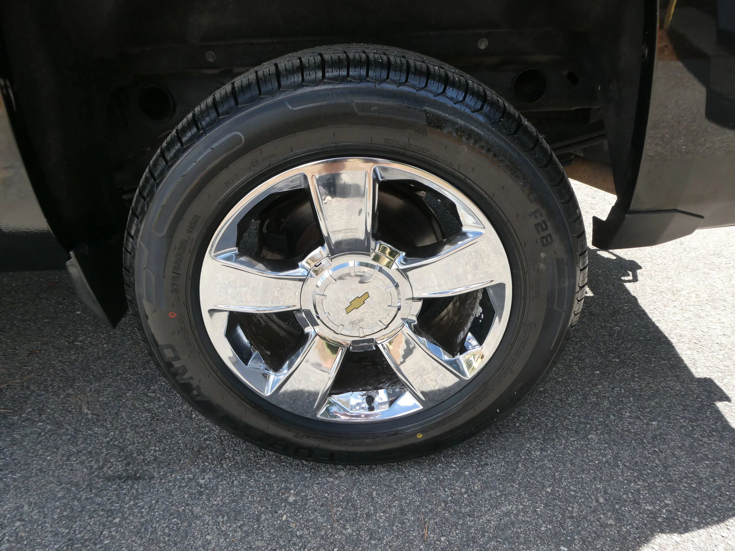 Used 2016 Chevrolet Silverado 1500 LT AWD/4WD image 29