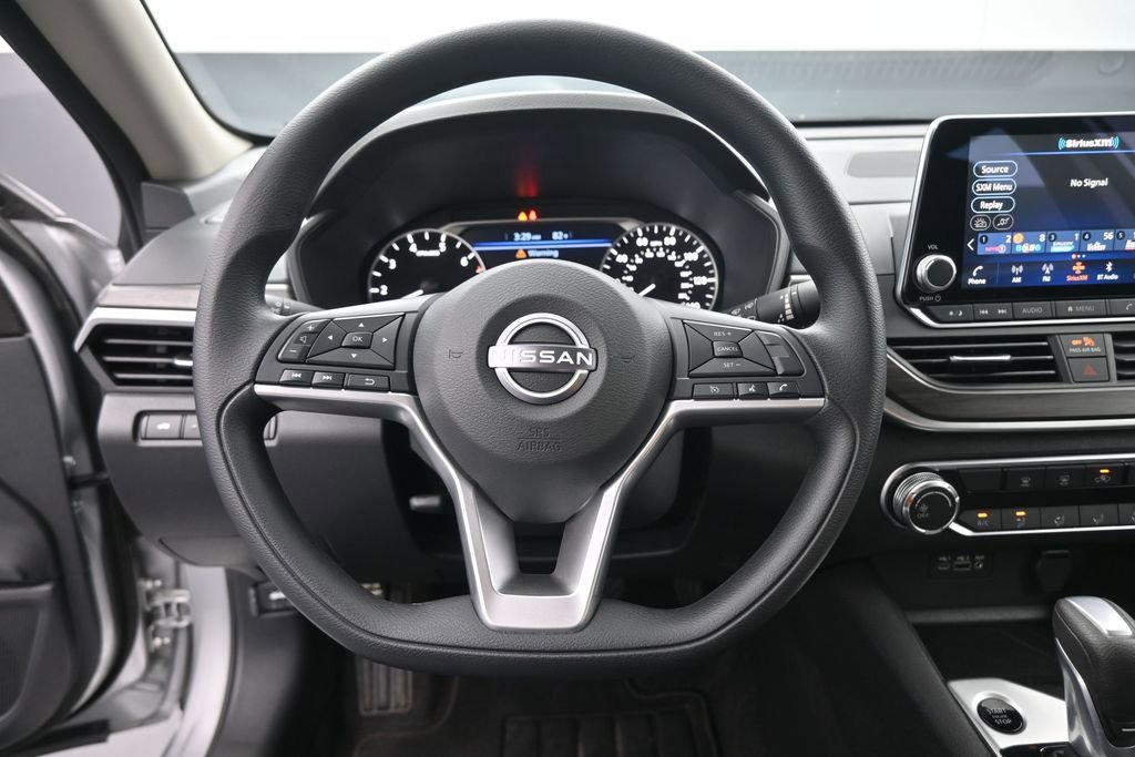Used 2026 Nissan Altima 2.5 SV FWD image 7