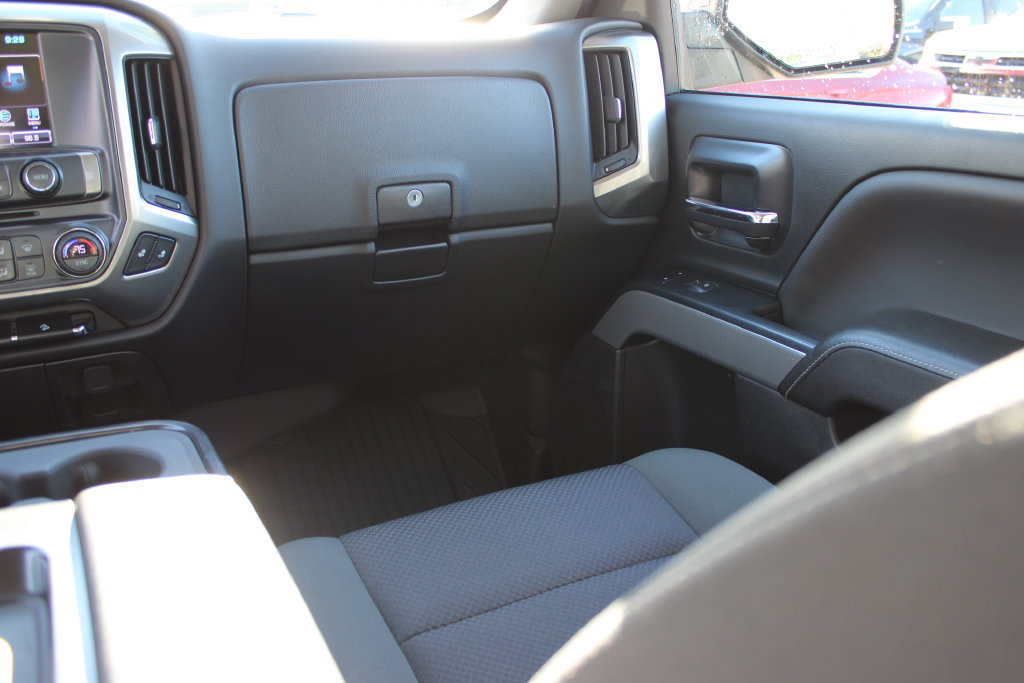 Certified 2018 Chevrolet Silverado 1500 LT w/ All Star Edition AWD/4WD image 34
