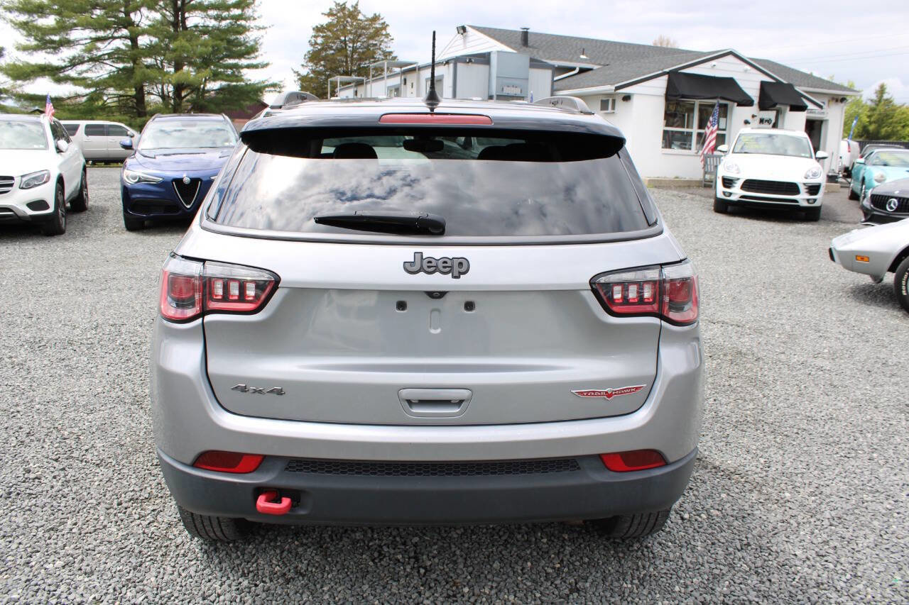 Used 2019 Jeep Compass Trailhawk AWD/4WD image 8