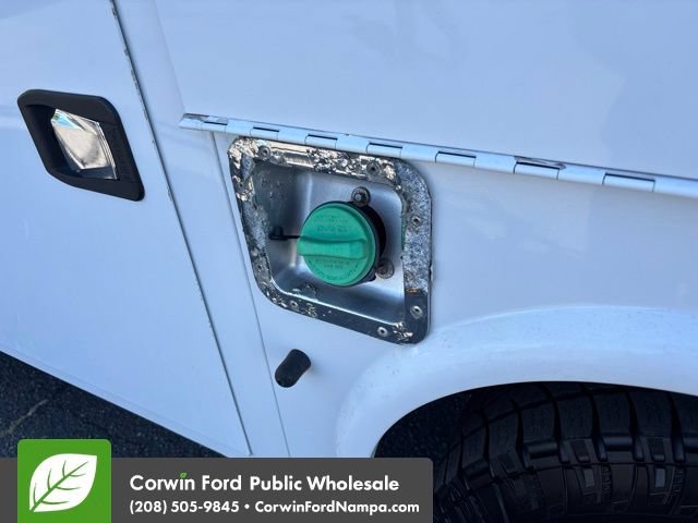 Used 2015 Ford F250 XL w/ Power Equipment Group RWD image 10