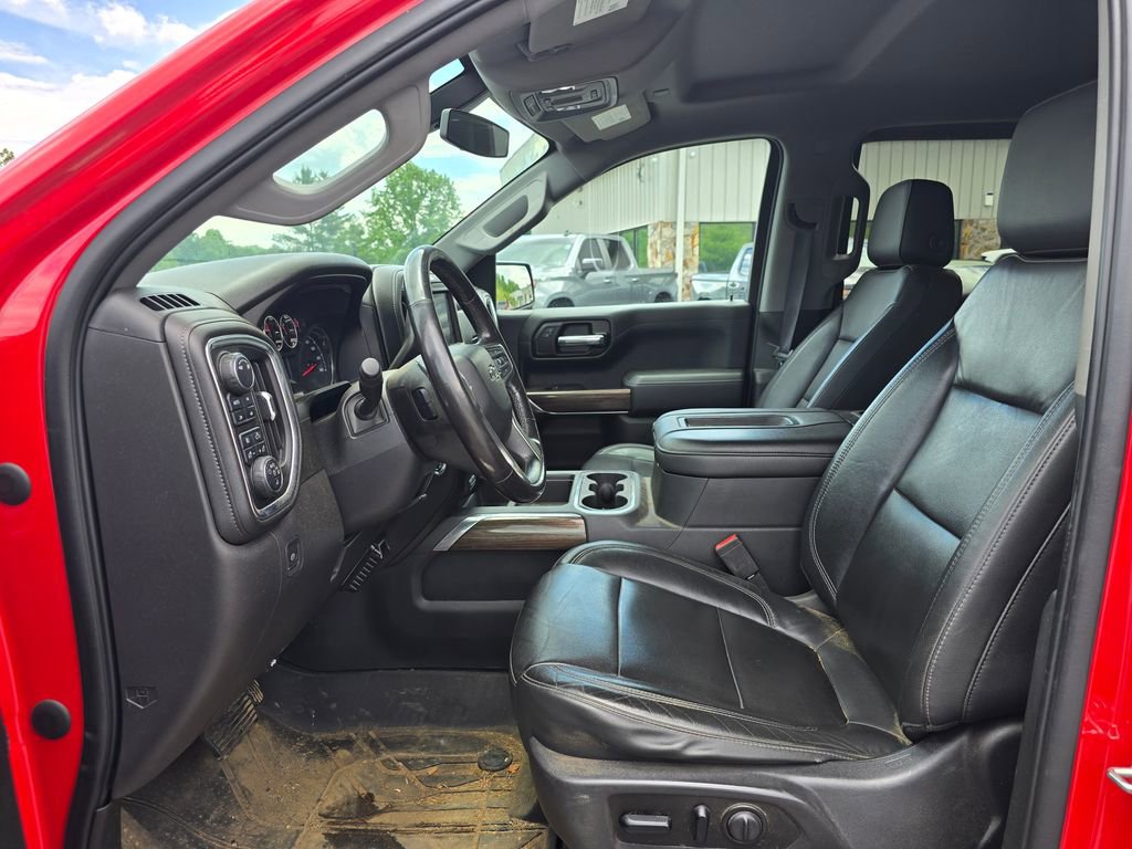 Used 2019 Chevrolet Silverado 1500 LT Trail Boss AWD/4WD image 4