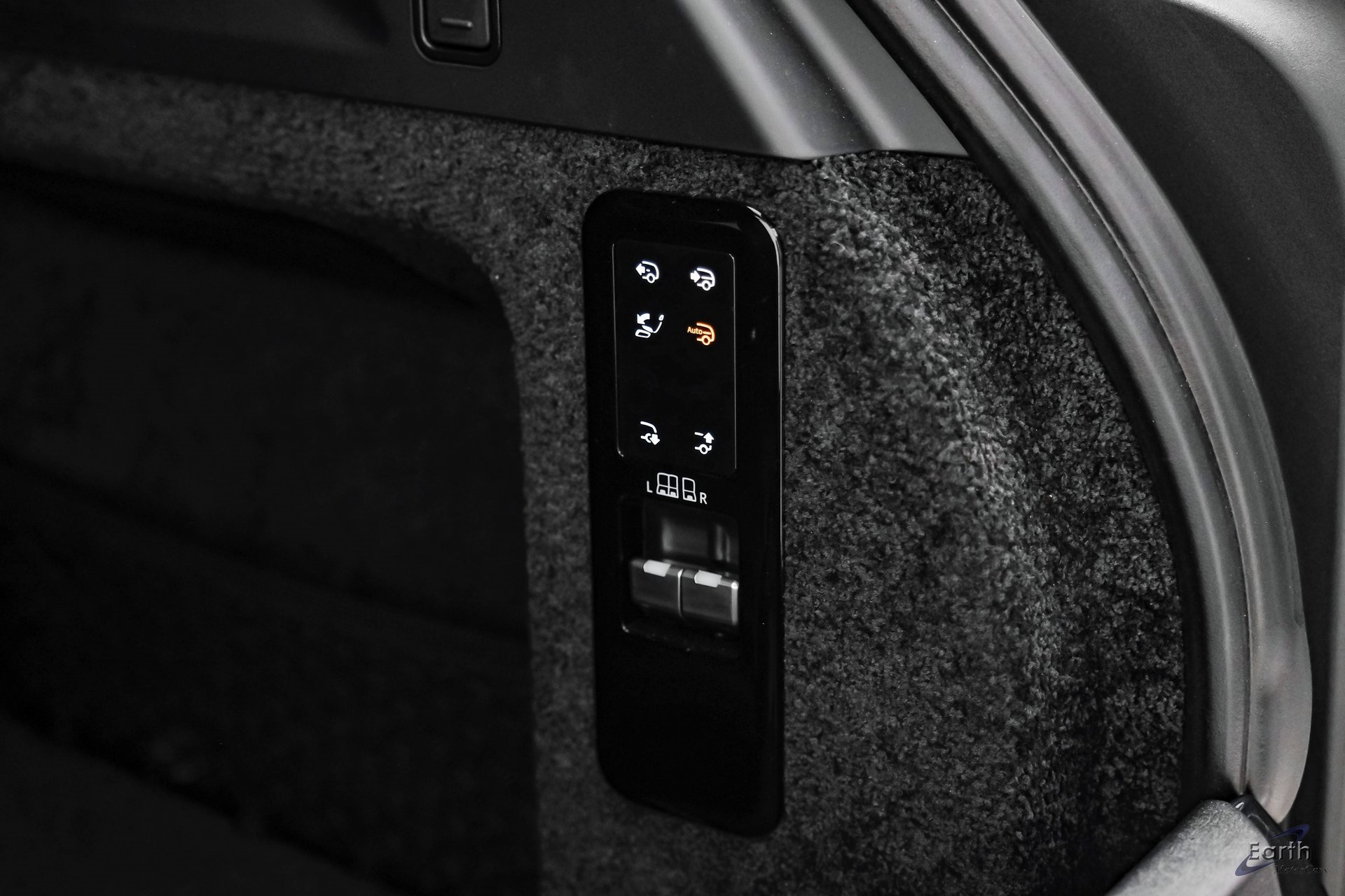 Used 2023 Land Rover Range Rover Autobiography image 97