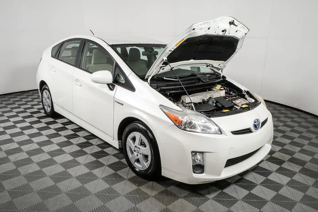 Used 2010 Toyota Prius Two FWD image 30