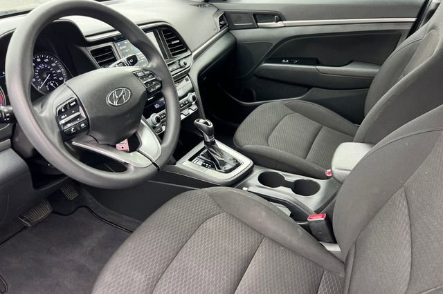 Used 2020 Hyundai Elantra SEL w/ Cargo Package (C1) image 10