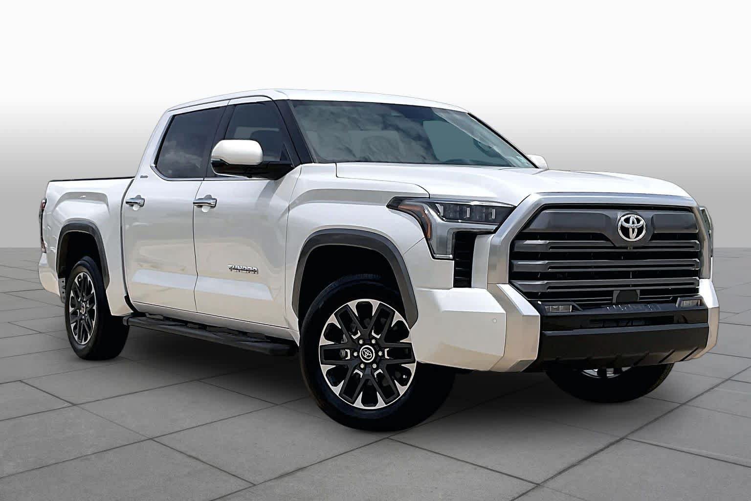 Used 2024 Toyota Tundra Limited AWD/4WD image 3