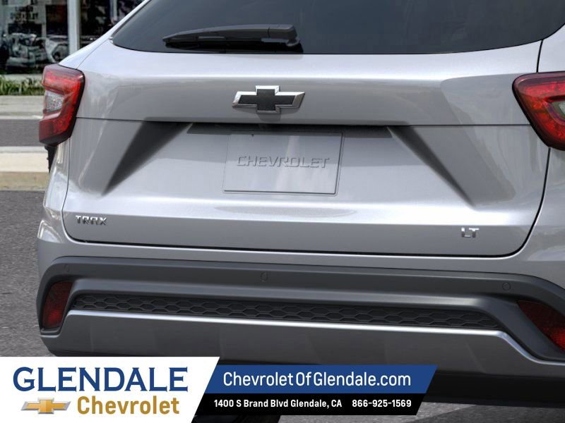 New 2026 Chevrolet Trax LT w/ Driver Confidence Package image 14