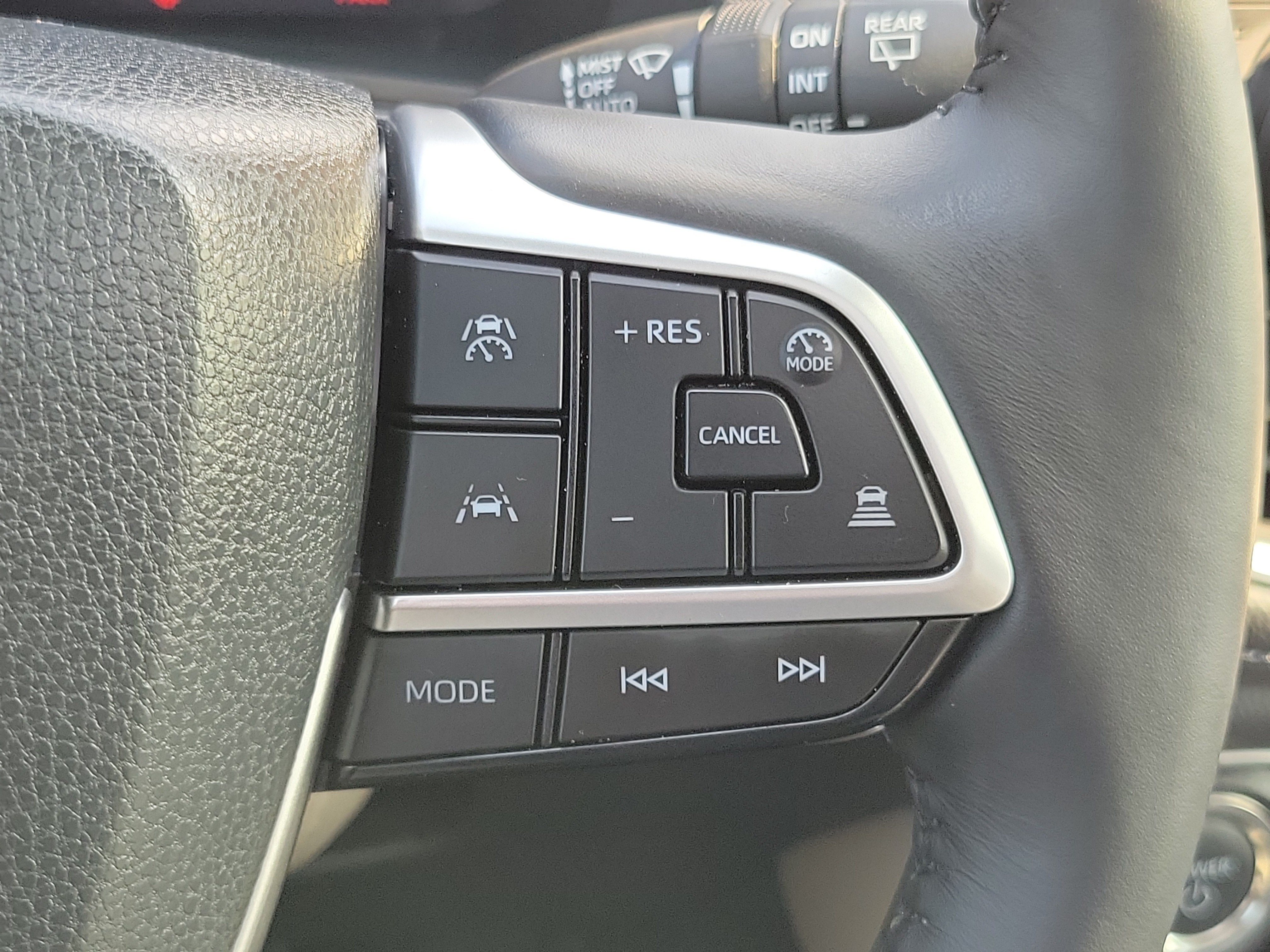 Certified 2025 Toyota Grand Highlander AWD Hybrid image 27
