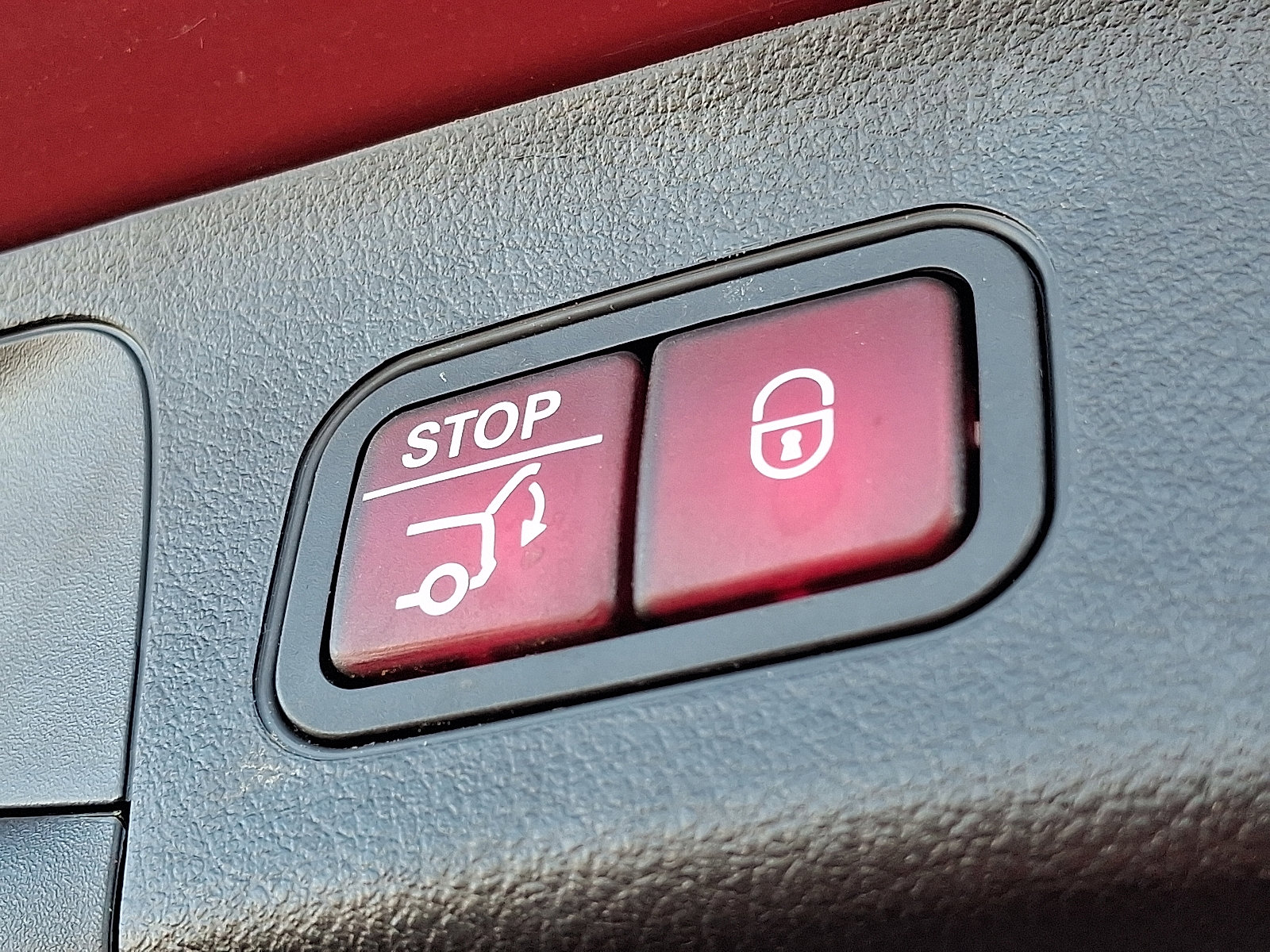 Certified 2021 Mercedes-Benz GLA 250 4MATIC image 30