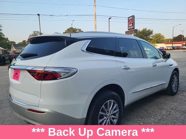 Used 2023 Buick Enclave Essence image 12