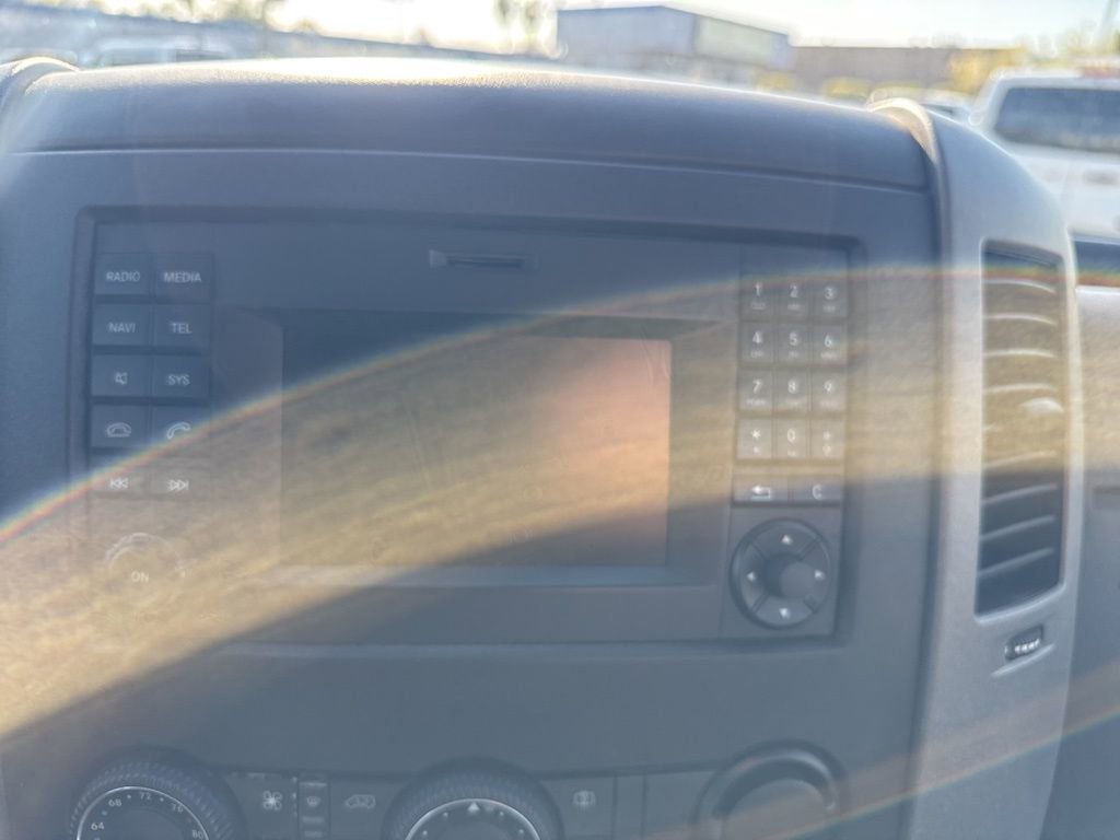 Used 2018 Mercedes-Benz Sprinter 2500 image 9