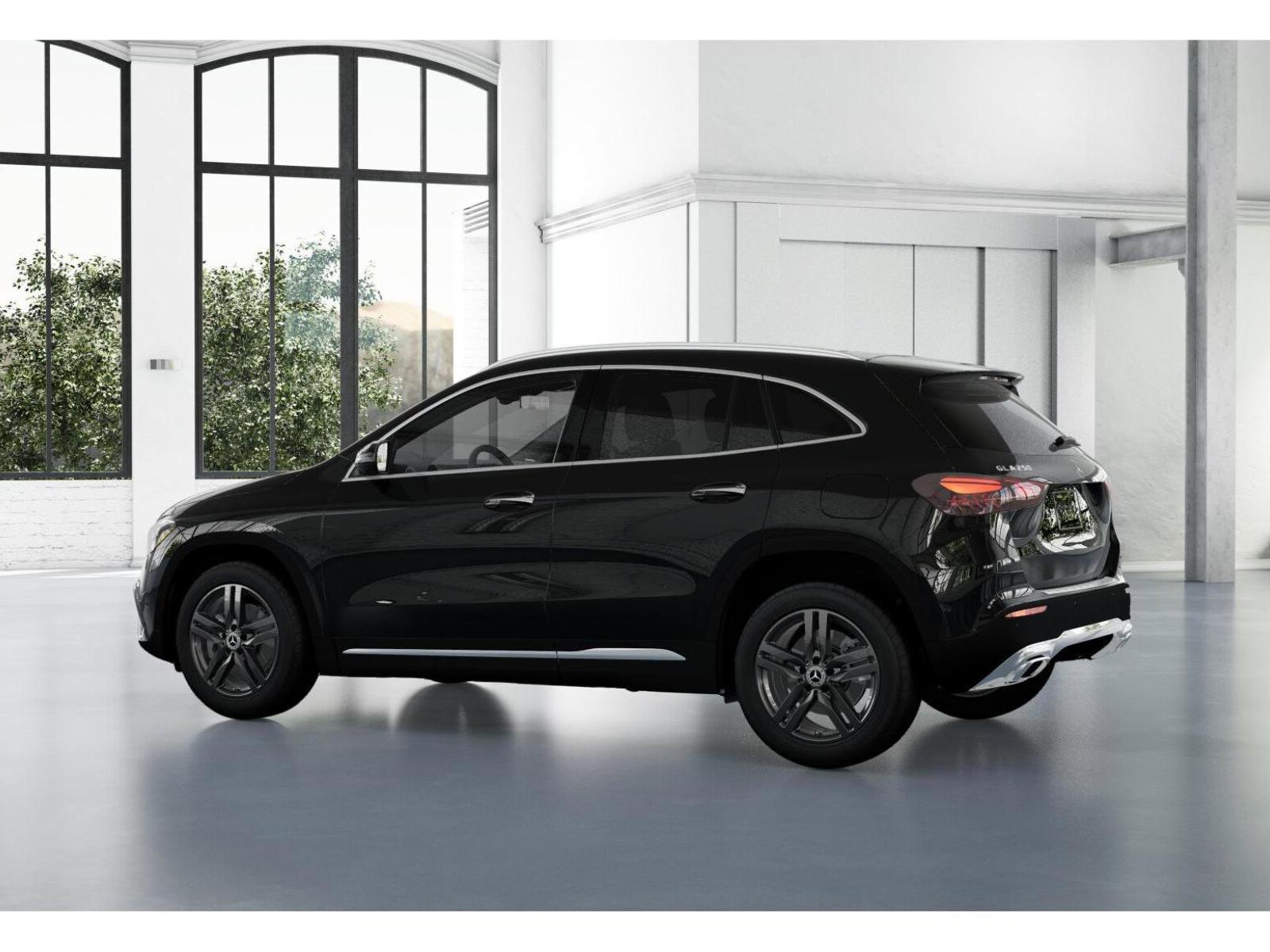 Certified 2025 Mercedes-Benz GLA 250 4MATIC image 31