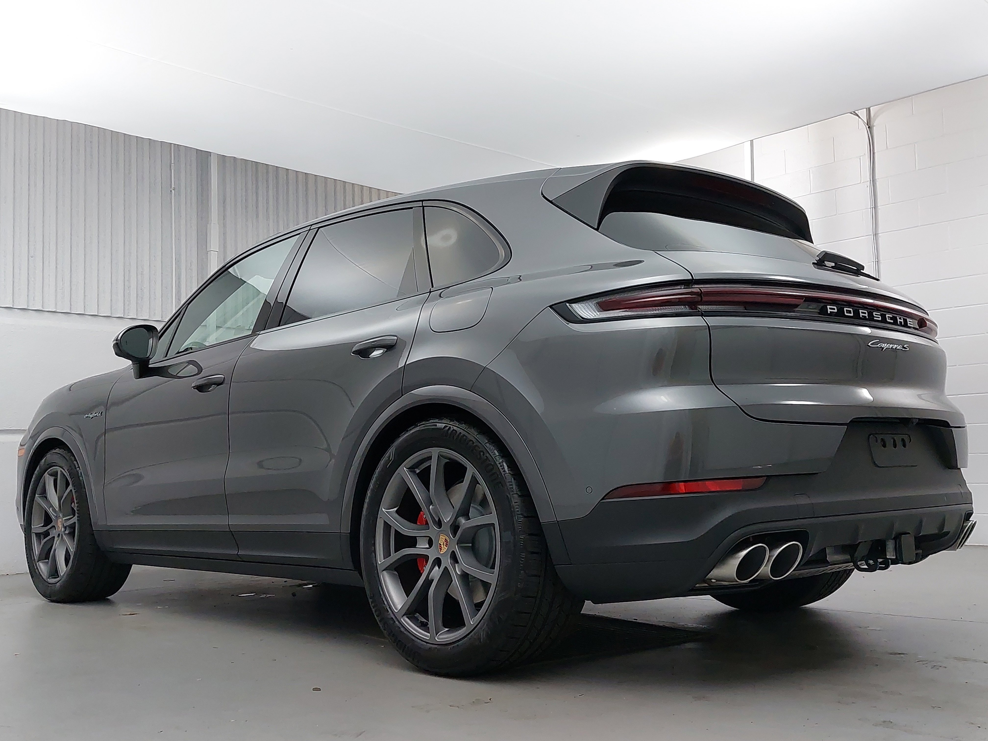 New 2026 Porsche Cayenne S image 3