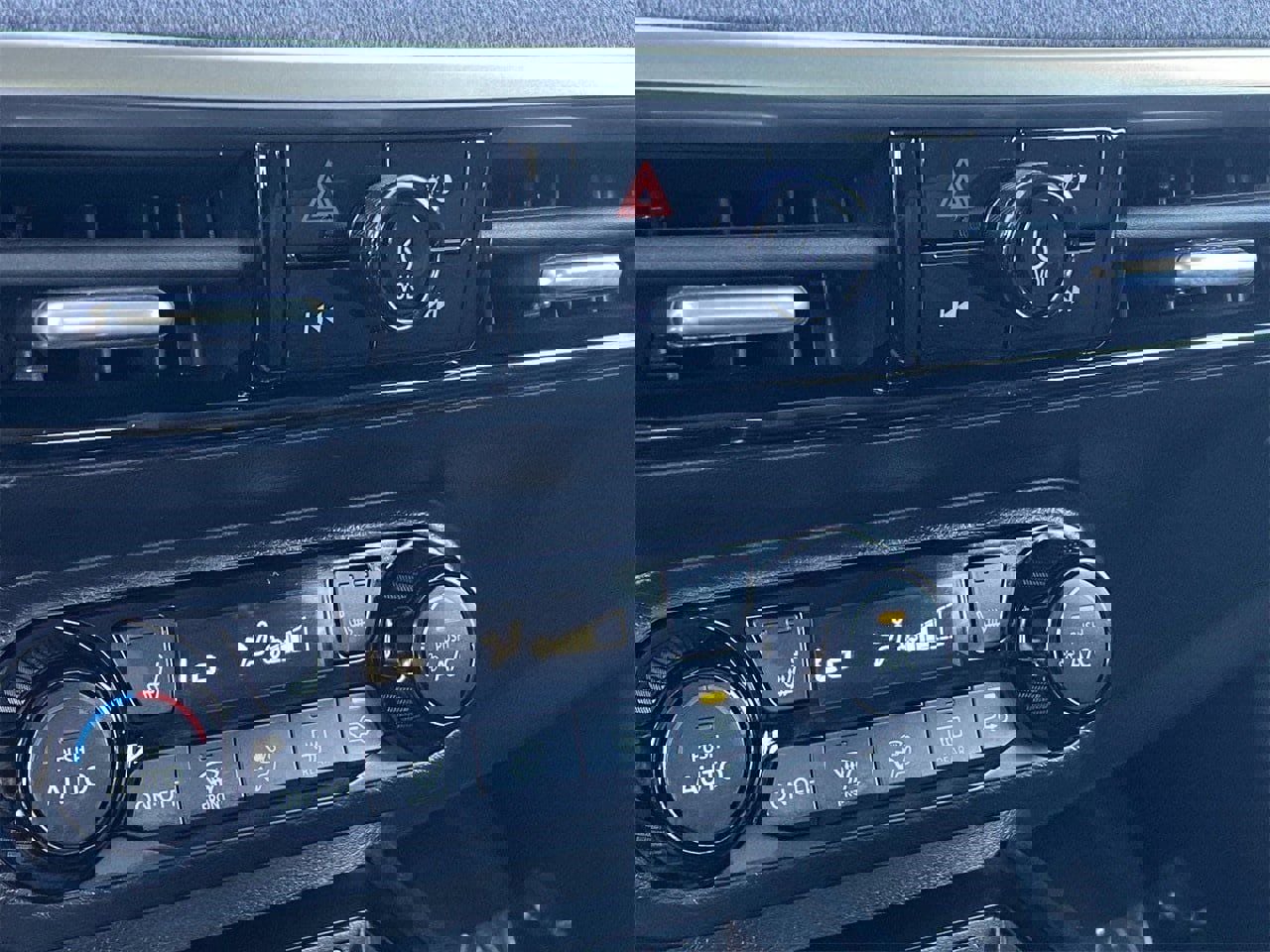 New 2026 Nissan Kicks SV image 24