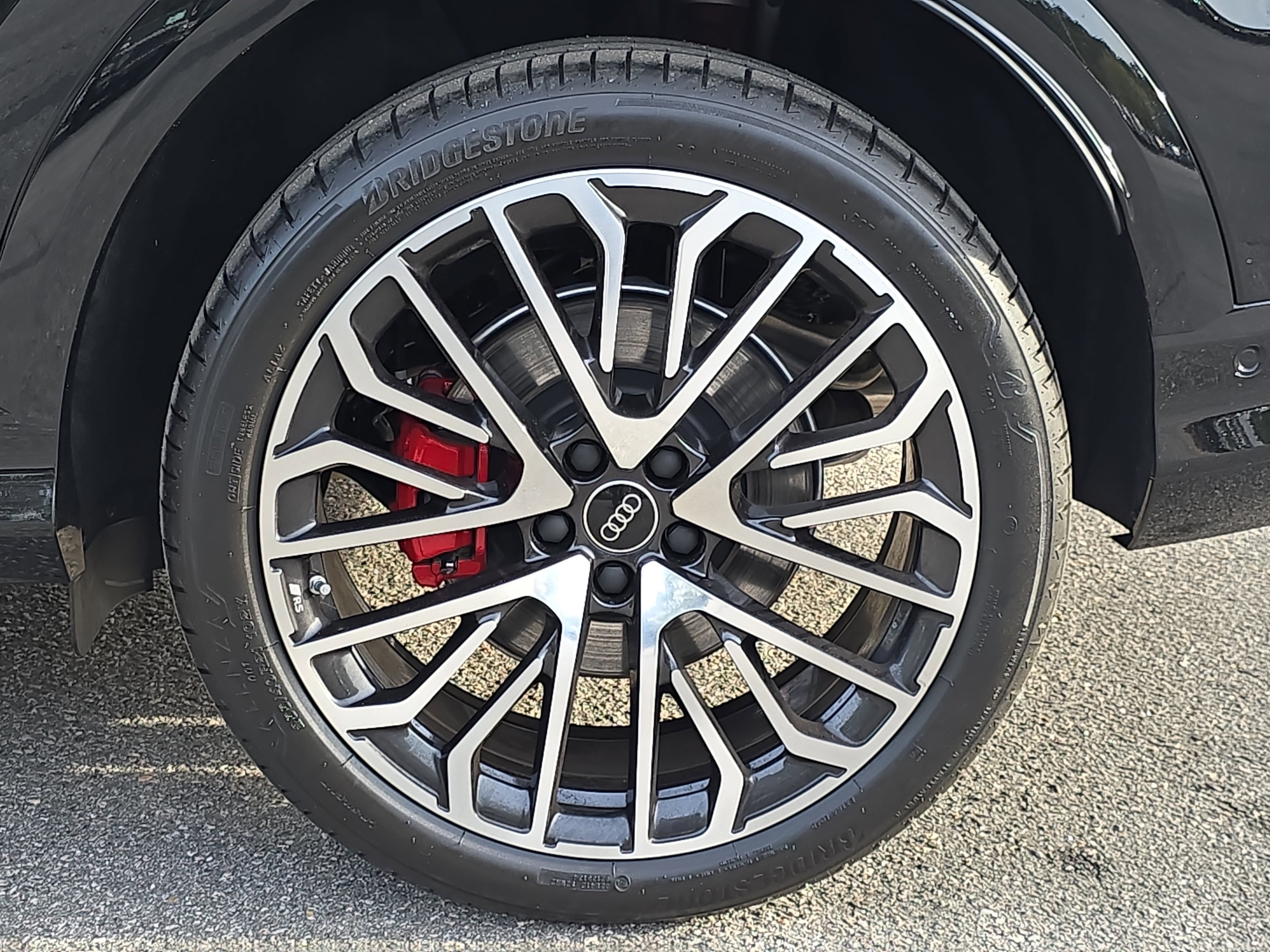 New 2025 Audi SQ5 Premium Plus image 33