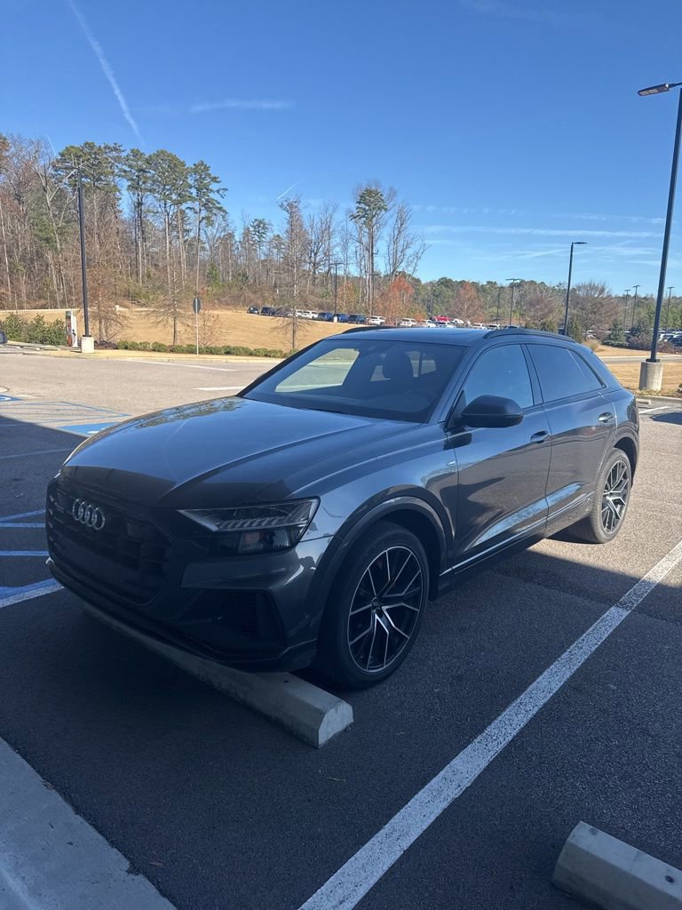 Used 2021 Audi Q8 Premium Plus w/ Premium Plus Package image 3