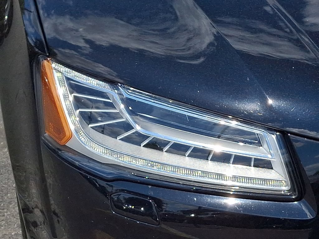 Used 2018 Audi A8 L 3.0T w/ Executive Package AWD/4WD image 16
