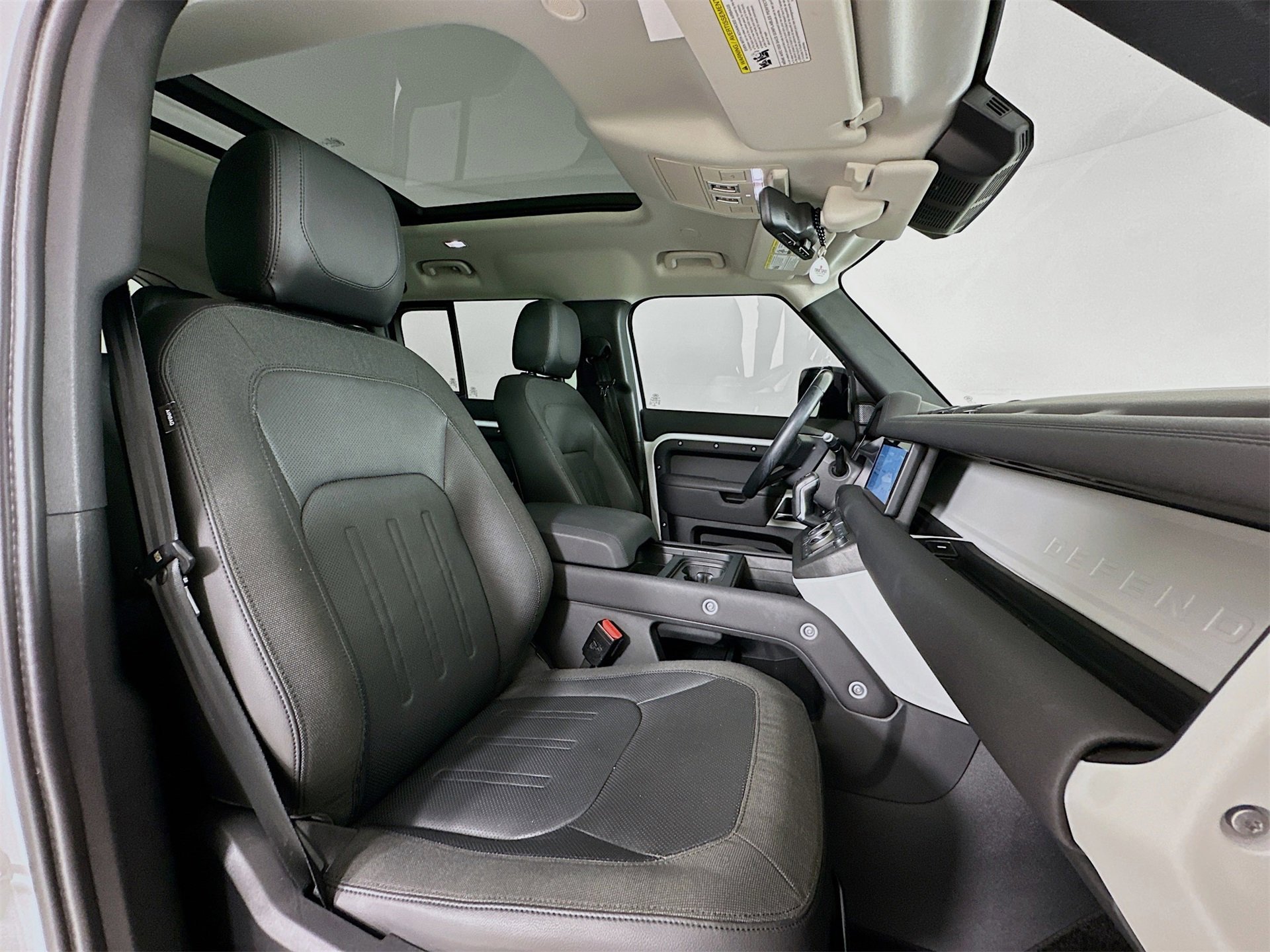 Used 2021 Land Rover Defender 110 S image 30