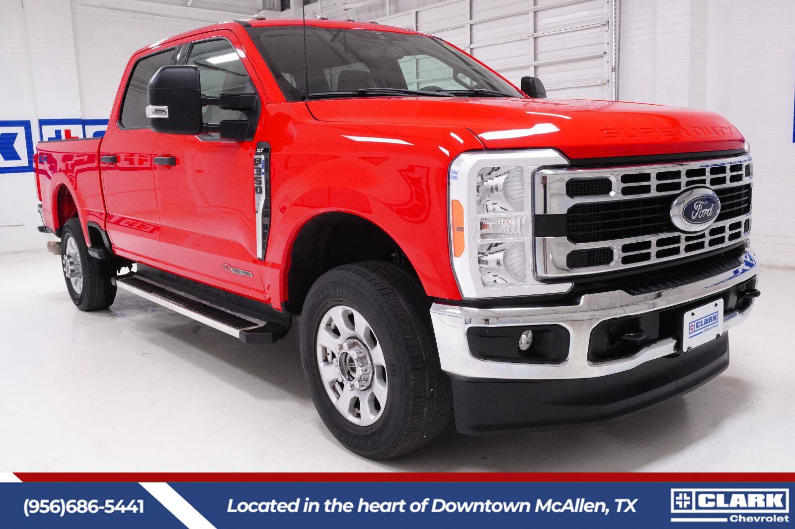 Used 2023 Ford F350 XLT AWD/4WD image 3