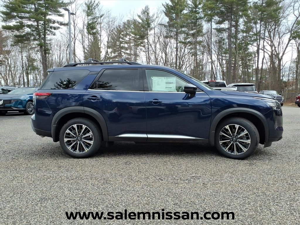 New 2026 Nissan Pathfinder Platinum w/ Cargo Package image 4