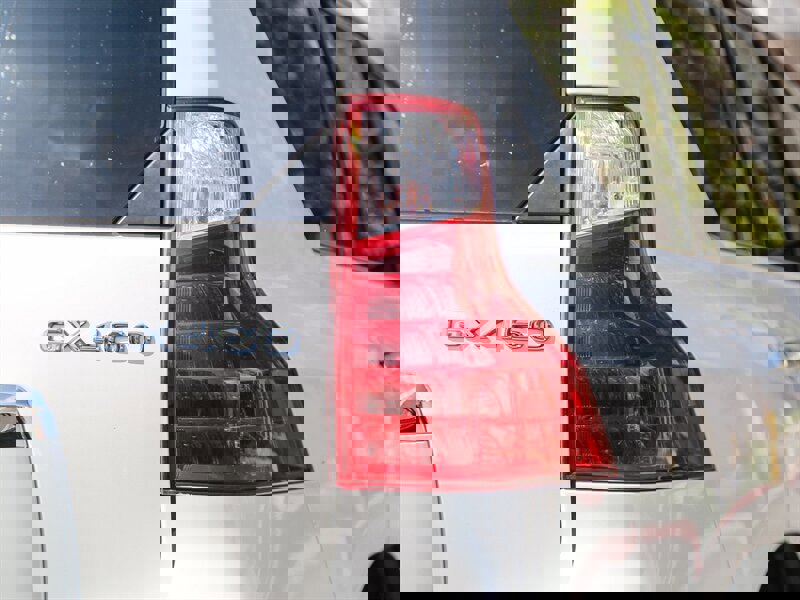 Used 2011 Lexus GX 460 w/ Comfort Plus Pkg image 15