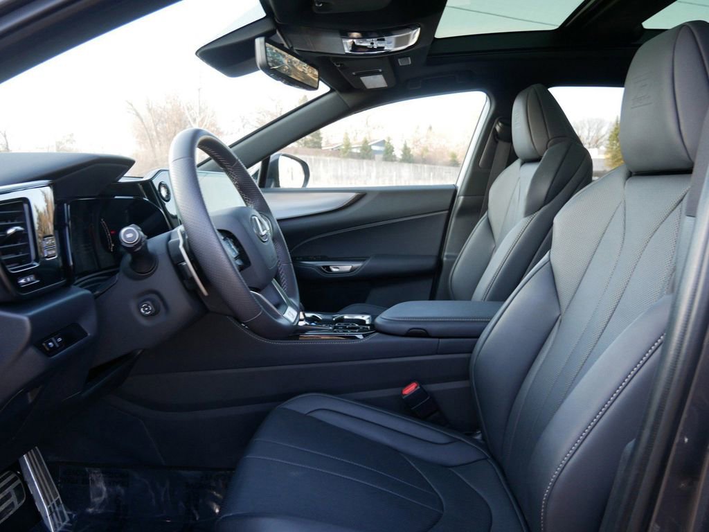 Certified 2025 Lexus NX 350 F Sport image 9