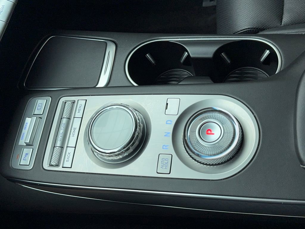 Used 2024 Genesis GV70 2.5T w/ Select Package image 31