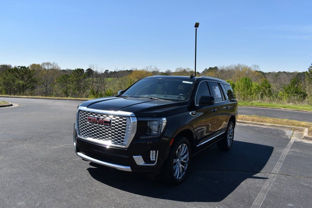 Used 2022 GMC Yukon Denali w/ Max Trailering Package image 3
