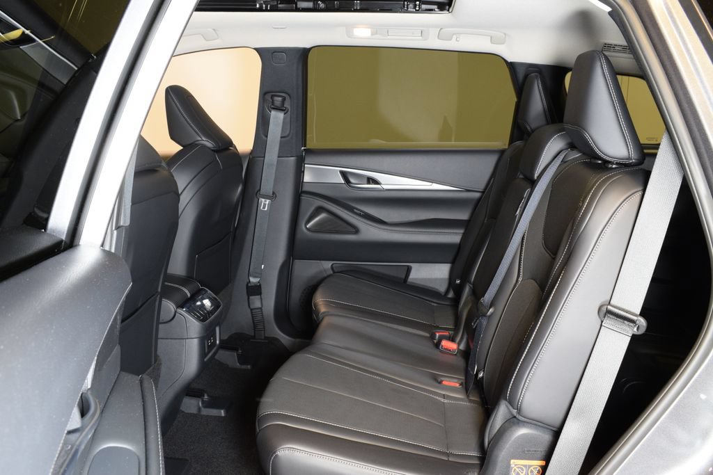 Certified 2026 INFINITI QX60 Pure w/ Cargo Package AWD/4WD image 29