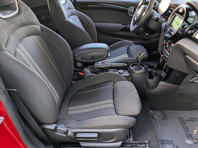 Used 2021 MINI Cooper S w/ 6.5" Touchscreen Package image 23