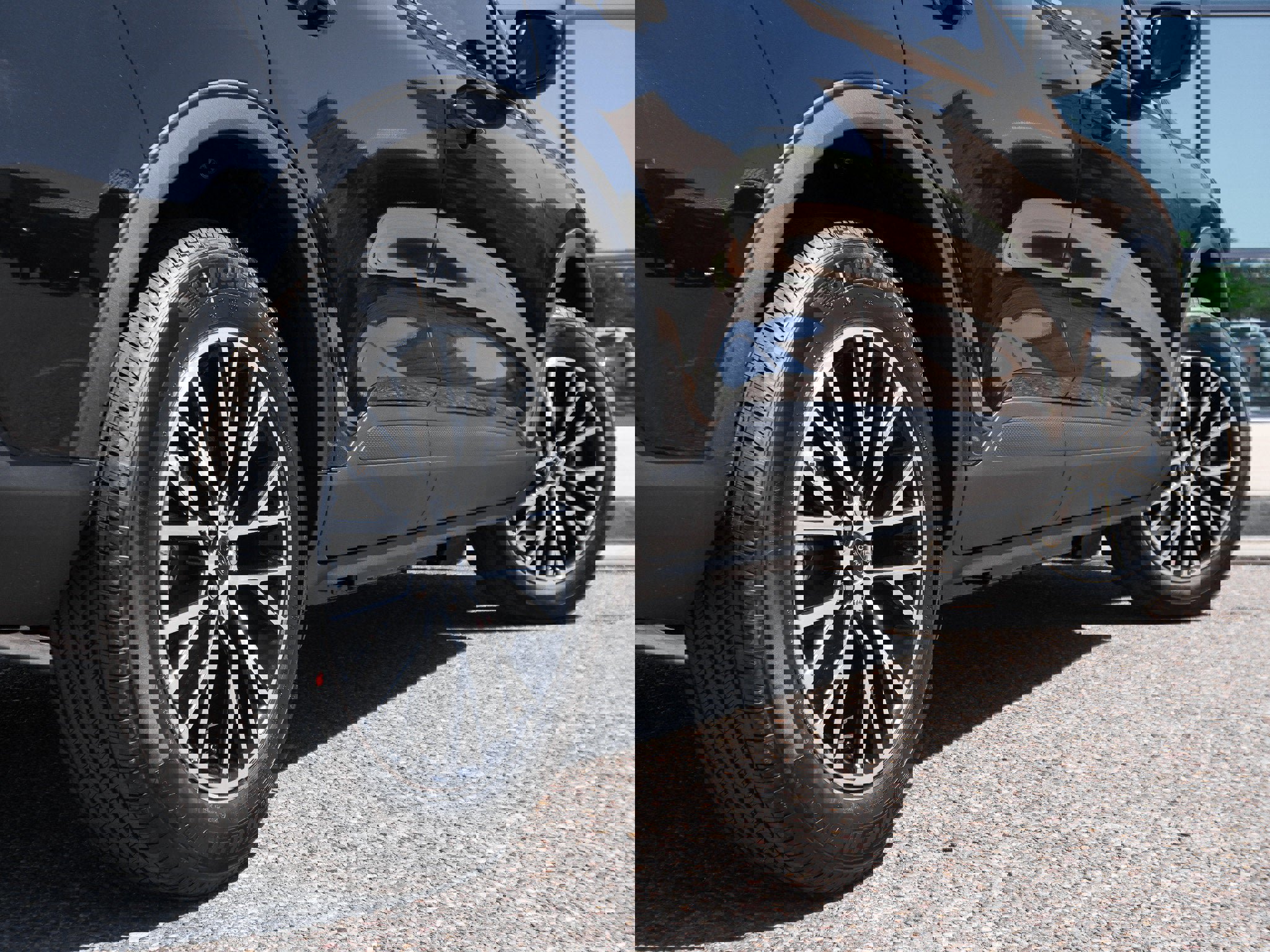 New 2025 Ford Escape SE w/ PHEV Premium Package image 11