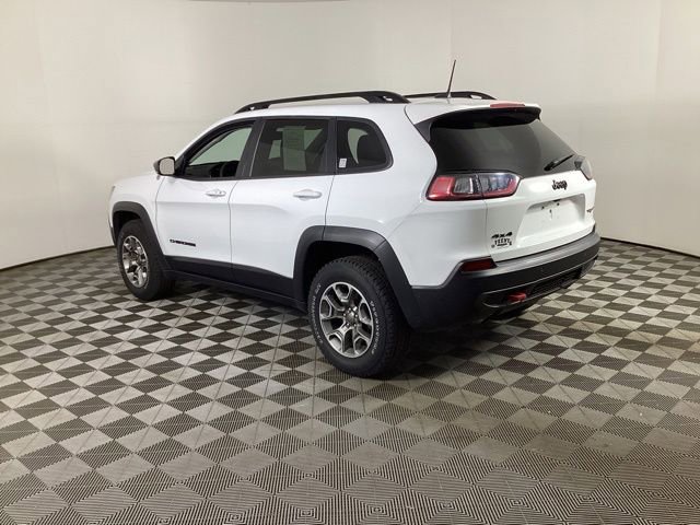 Used 2023 Jeep Cherokee Trailhawk image 6