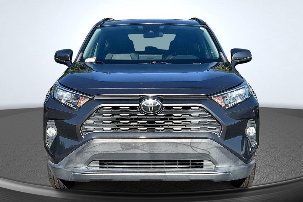 Used 2020 Toyota RAV4 XLE Premium FWD image 2