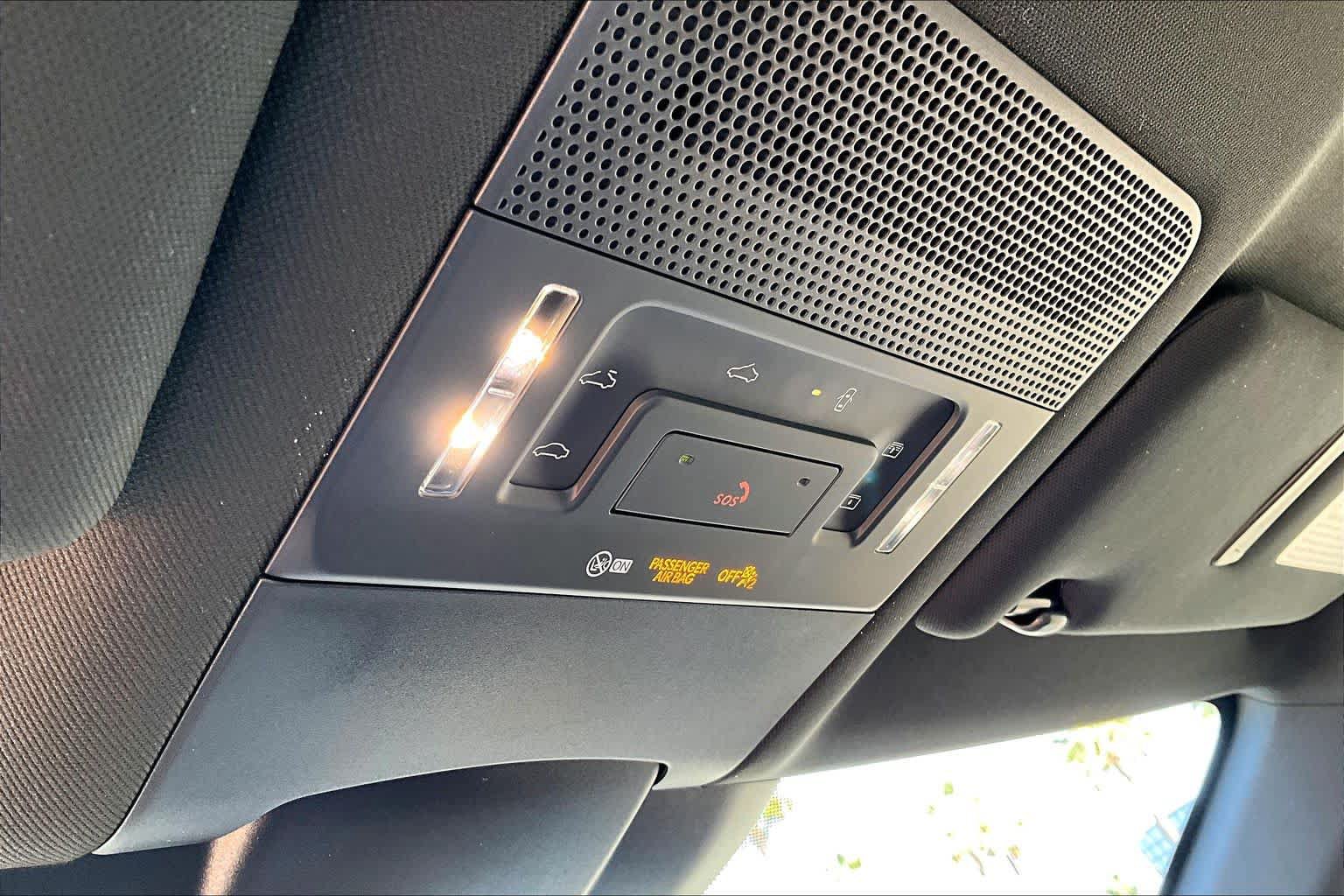 New 2026 Lexus ES 350e FWD image 14