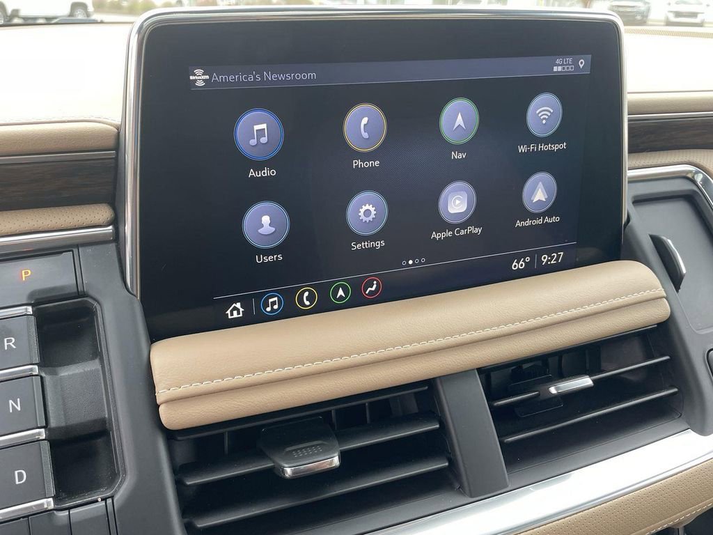 Used 2021 Chevrolet Tahoe Premier w/ Premium Package image 13