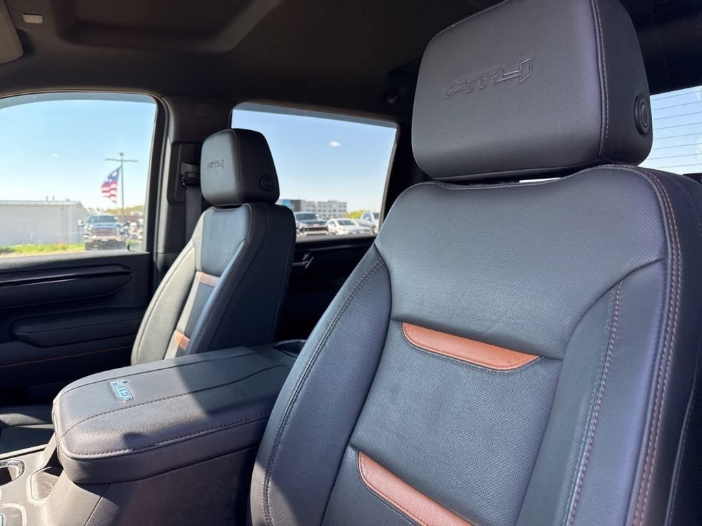 Used 2025 GMC Sierra 2500 AT4 AWD/4WD image 28
