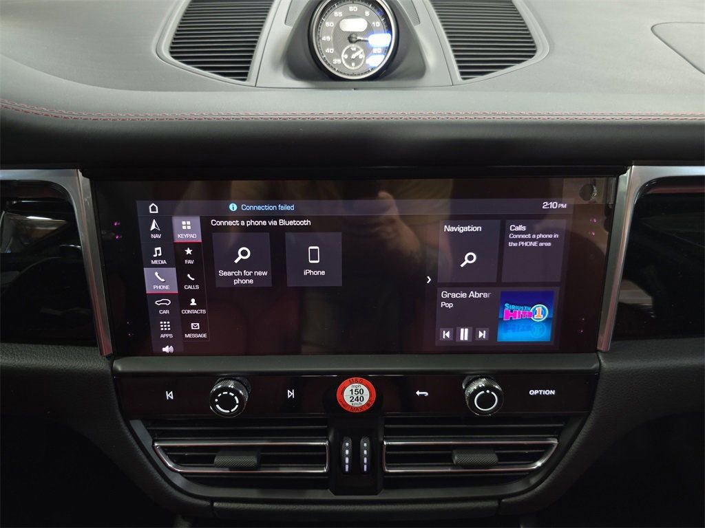 Certified 2025 Porsche Macan Turbo image 17