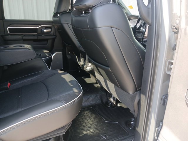 New 2026 RAM 4500 4x4 Crew Cab DRW w/ Laramie Trim Package image 19
